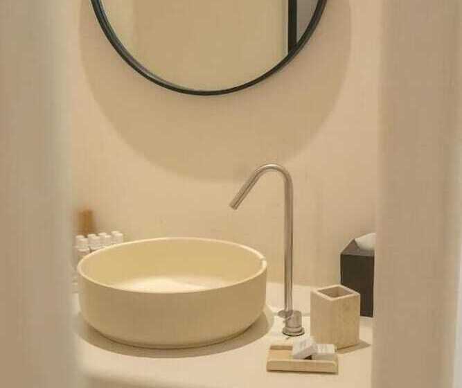 주니어 스위트 바다 전망, The Wild By Interni