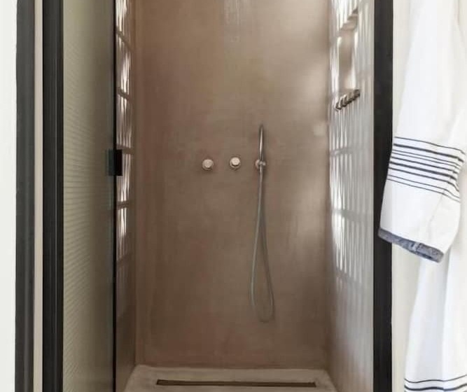 2 Bedrooms Suite Sea View, The Wild By Interni