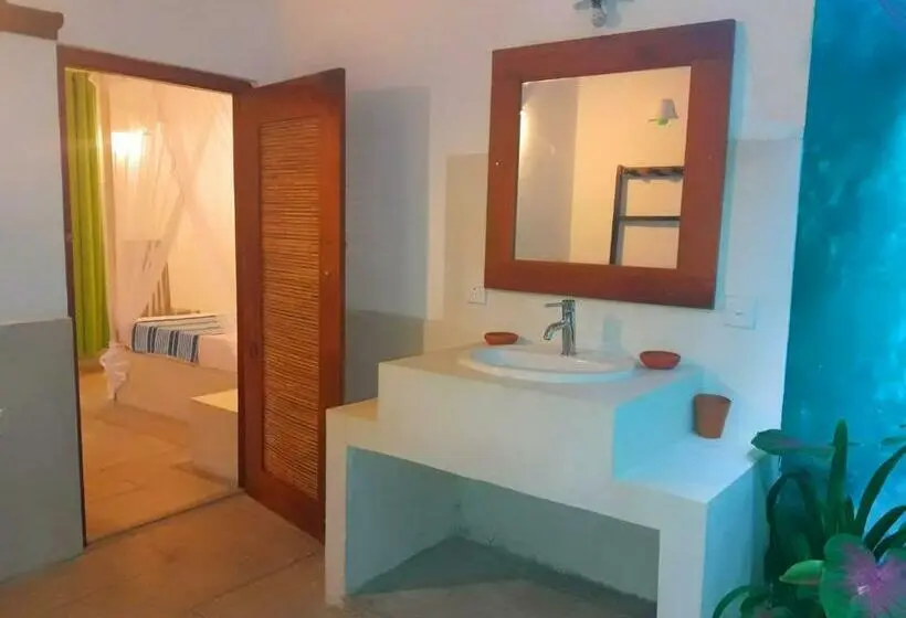 اتاق خانوادگی, Weligama Bay Eco Villa