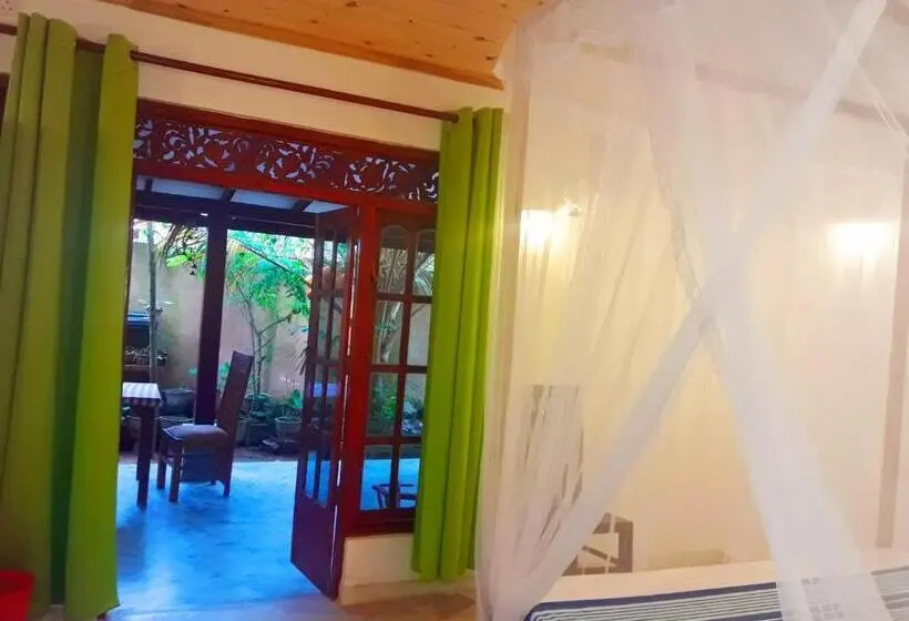 اتاق خانوادگی, Weligama Bay Eco Villa
