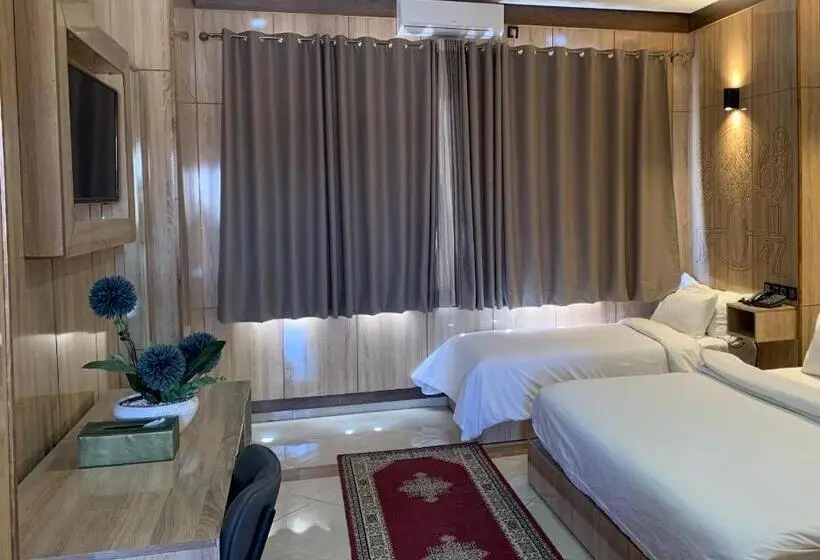 اتاق سوپریور, Oasis Palace