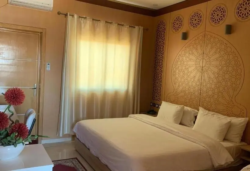 اتاق لوکس یک تخته, Oasis Palace