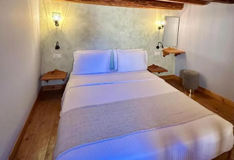 ジュニアスイート, Midgard Suites