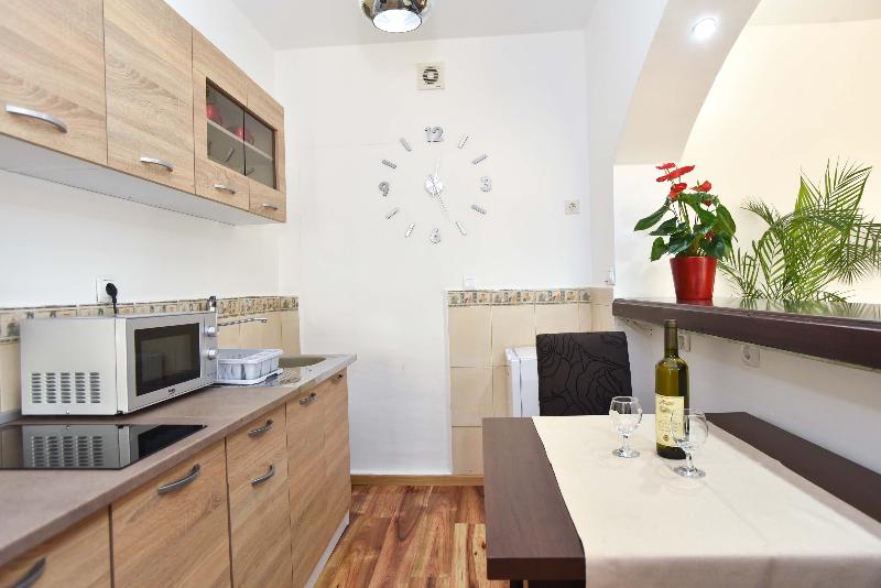 Standard Studio Meerblick, Apartments Raymond