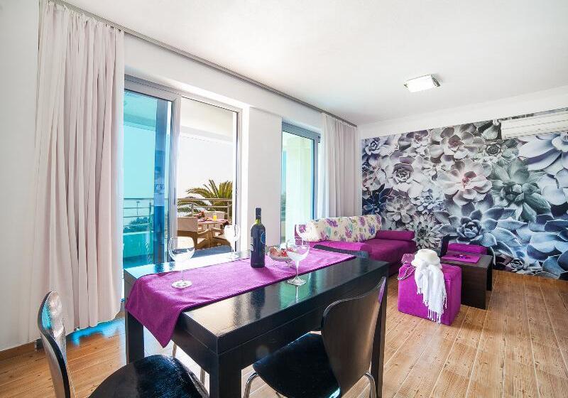 1 Schlafzimmer Apartment Meerblick, Apartments Raymond