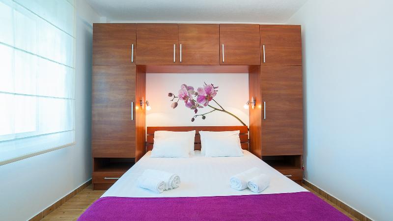 1 Schlafzimmer Apartment, Apartments Raymond