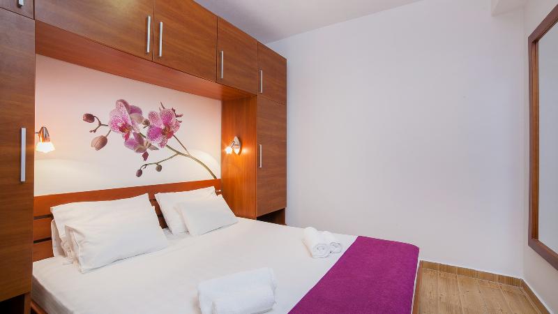 1 Schlafzimmer Apartment, Apartments Raymond