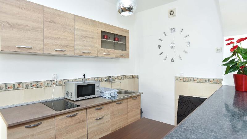 Standard Studio Meerblick, Apartments Raymond