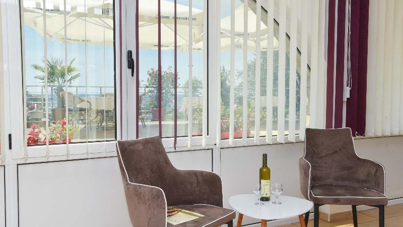 Standard Studio Meerblick, Apartments Raymond