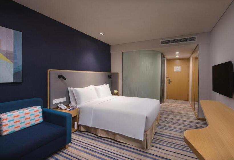 اتاق استاندارد با تخت دو نفره بزرگ, Holiday Inn Wuxi Taihu New City