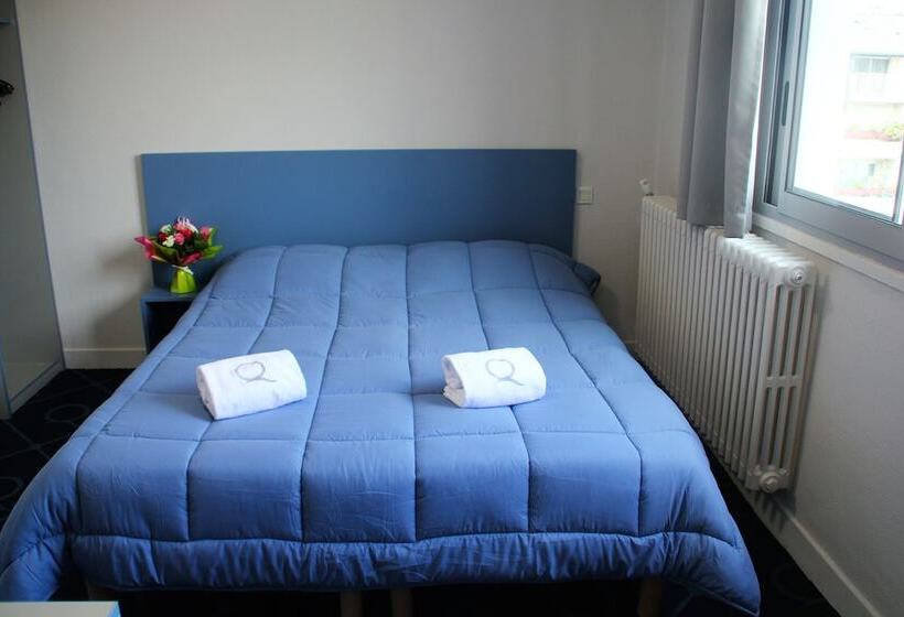 חדר אקונומי, Le Petit Majestic