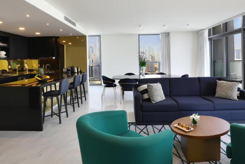 Апартаменты Premium 3 Спальни, Millennium Atria Business Bay
