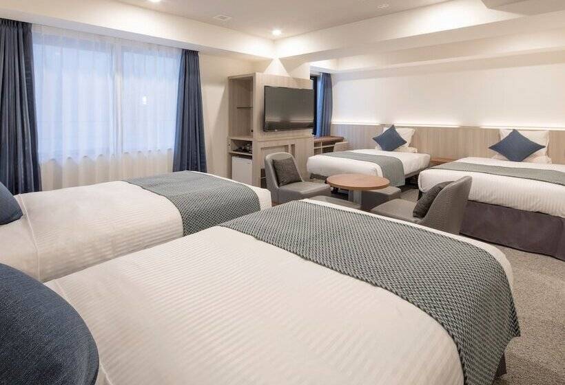 Четырехместный Номер Deluxe, Mystays Midosuji Honmachi