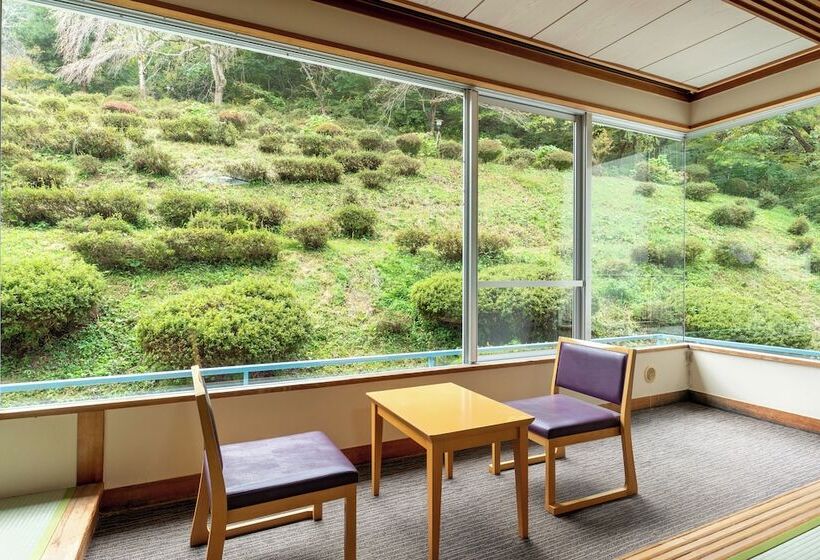 غرفة قياسية, Ooedo Onsen Monogatari Higashiyama Grand