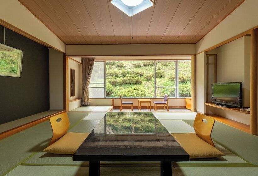 غرفة قياسية, Ooedo Onsen Monogatari Higashiyama Grand