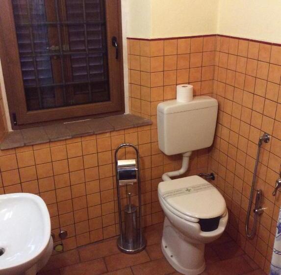 اتاق استاندارد, B&b E Locazioni Turistiche Antico Borgo Toscano