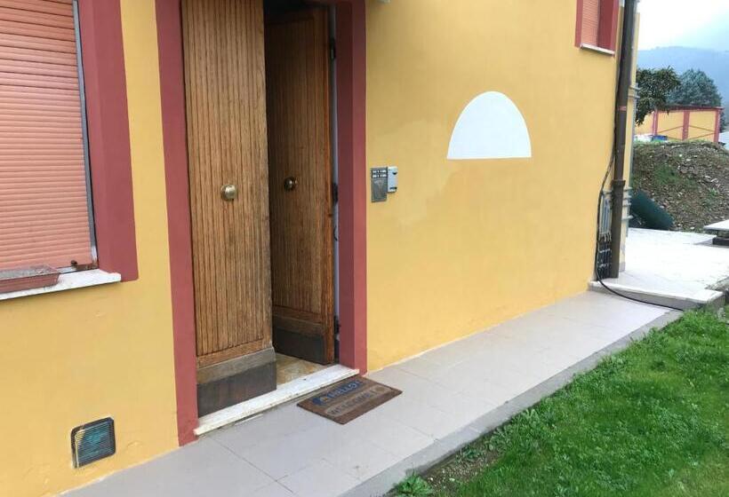 バス共有のスタンダードルーム, B&b E Locazioni Turistiche Antico Borgo Toscano