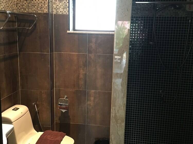 فيلا 3 غرف نوم مزودة بحمام سباحة, Chor Chang Villa Resort