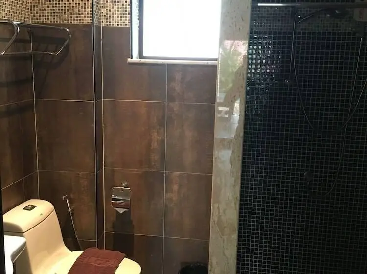 プール付３ベッドルーム　ビラ, Chor Chang Villa Resort