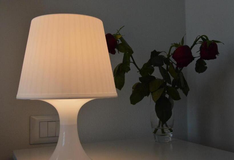 اتاق پایه با سرویس بهداشتی مشترک, Dimora San Lazzaro B&b