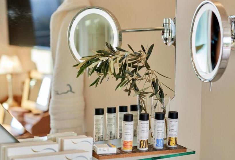 オーシャンビュースイート, Legacy Gastro Suites