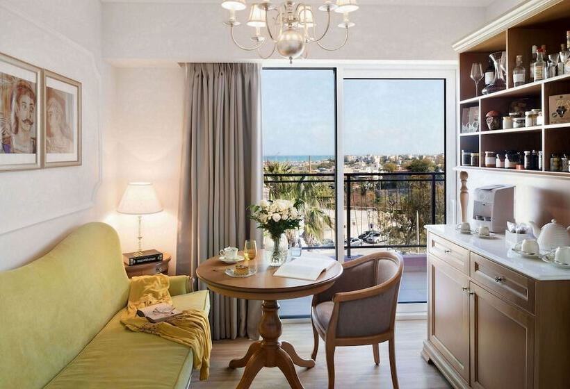 Люкс Вид на Море, Legacy Gastro Suites