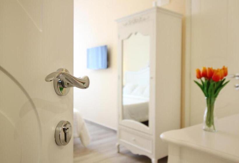 اتاق استاندارد, Lucca In Chic   No Ztl   Free Parking   Old City At 10min By Walk