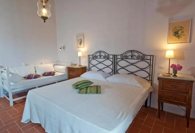 اتاق استاندارد سه نفره, Podere San Quirico