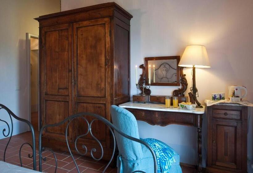 标准三人间, Podere San Quirico