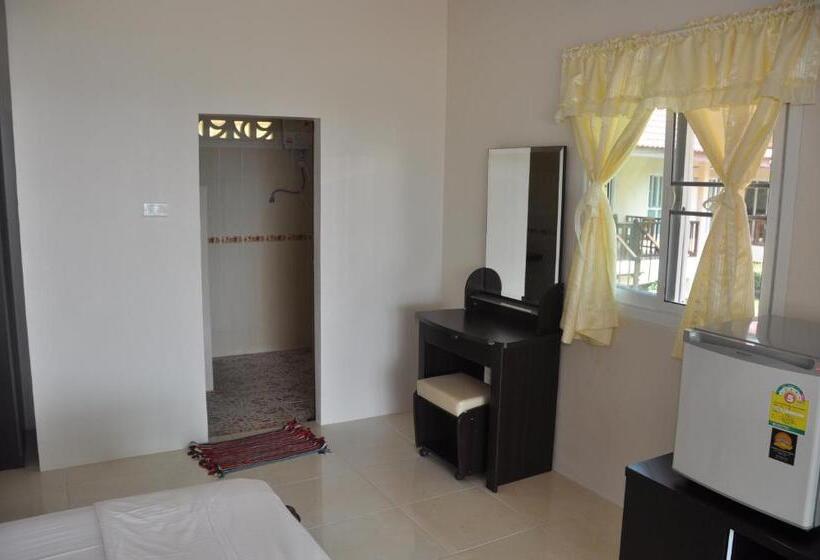 Бунгало Стандарт, Pranee Beach Bungalows