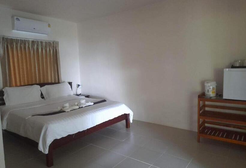 Бунгало Стандарт Вид на Сад, Pranee Beach Bungalows