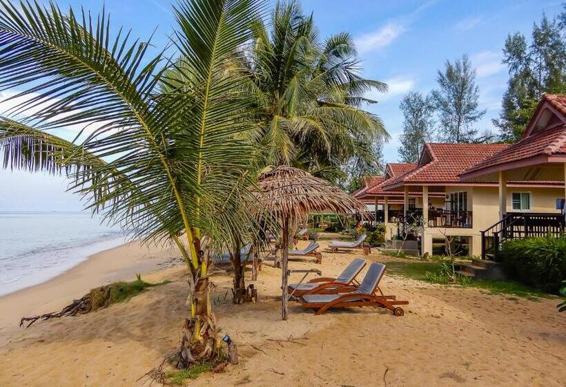 스탠다드 방갈로, Pranee Beach Bungalows