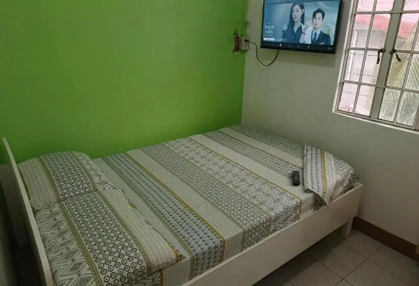 اتاق استاندارد, Luna Netflix Chill Jomckayl Apartelle