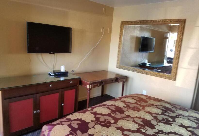 غرفة قياسية سرير كينج, Central Inn Motel