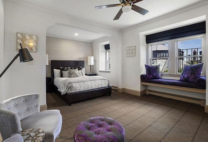 Номер Deluxe, Clarendon Square