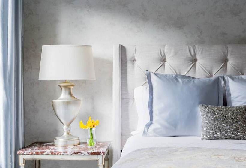 Номер Deluxe, Clarendon Square