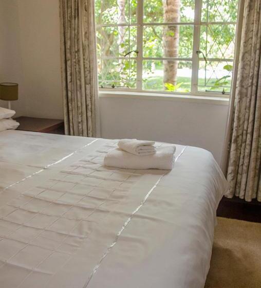 اتاق استاندارد, Hillside Manor