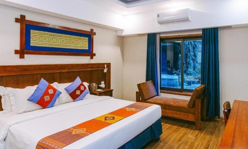 اتاق سوپریور با چشمانداز شهر, Sapa Charm