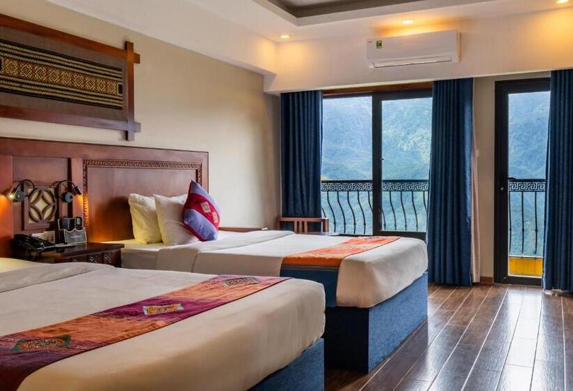 Deluxe Room Mountain View, Sapa Charm