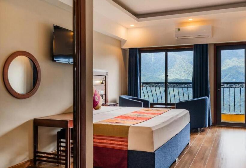 Deluxe Room Mountain View, Sapa Charm
