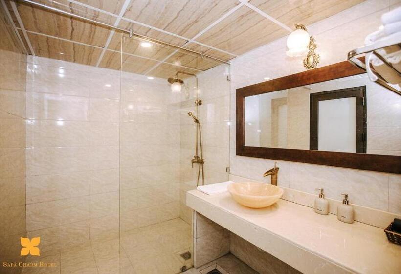 سوییت لوکس, Sapa Charm