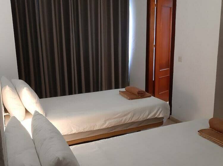 Номер Стандарт, The Orange House Boutique Hotel And Upstairs Rooftop Bar   Brand New