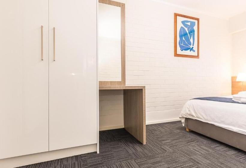 Апартаменты Superior 1 Спальня, Batavia Apartments