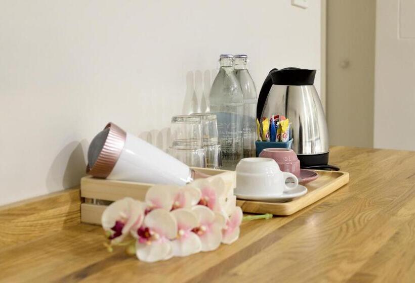 سوئیت با تخت بزرگ, De Lavender Bangkok