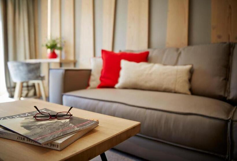 带3个卧室的公寓, La Vue Luxury Living Apartments