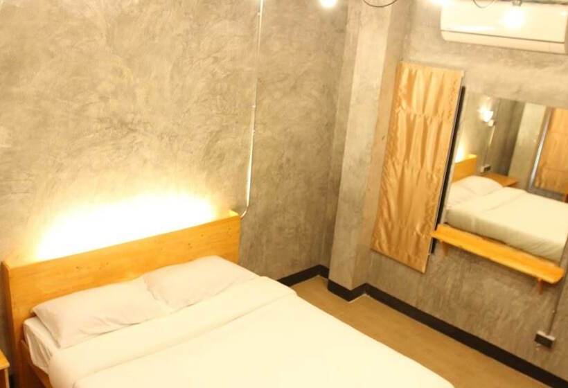 豪华房间, Lm Hostel