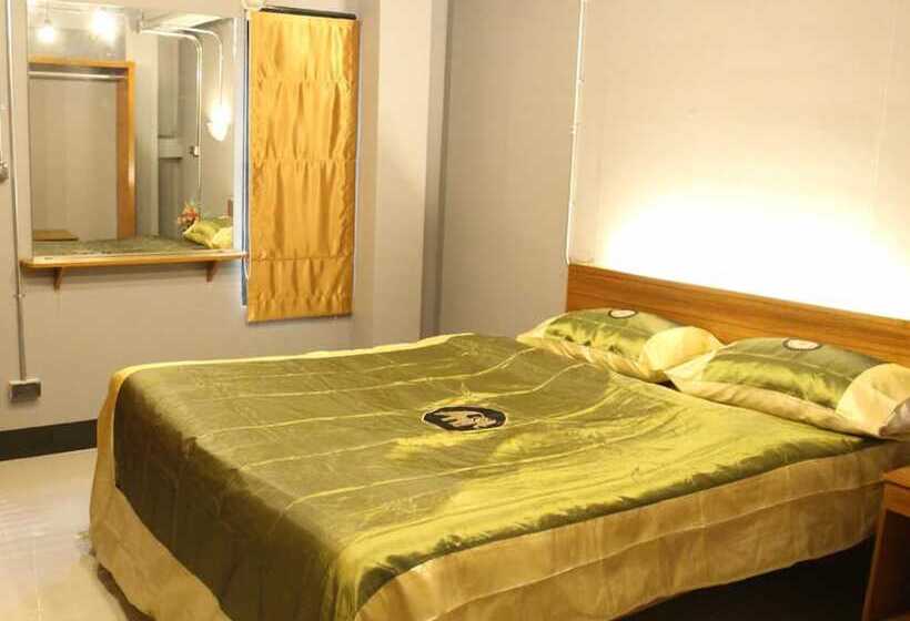 豪华房间, Lm Hostel