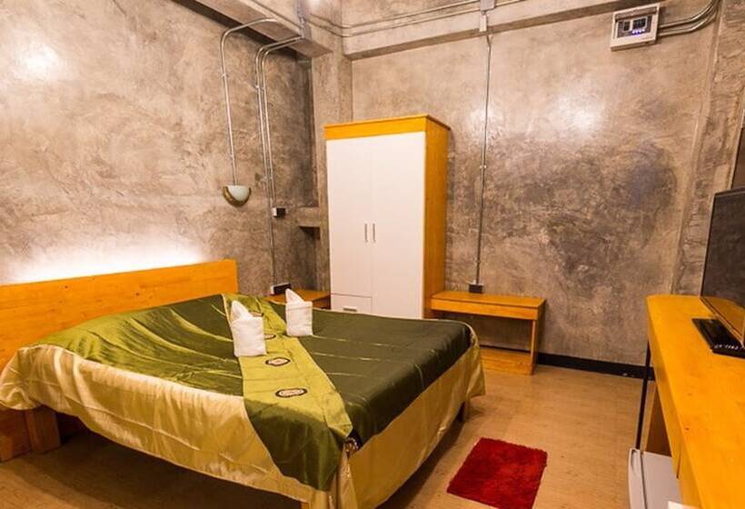 豪华房间, Lm Hostel