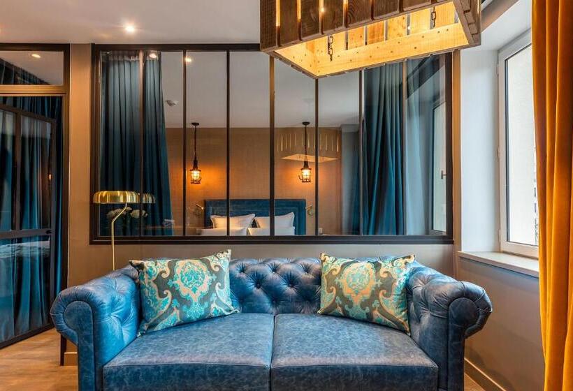 Suite Premium, Be You Luxury Apart Hôtel Paris