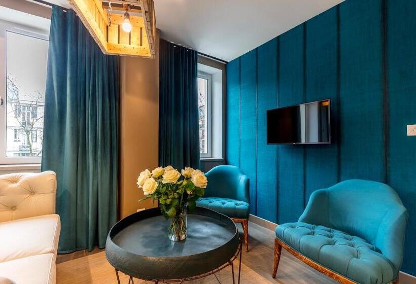 Suite Premium, Be You Luxury Apart Hôtel Paris